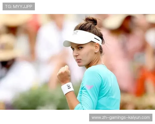 网球女将丢球拍捂脸笑 网球女将丢球拍捂脸笑