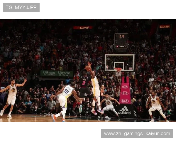 篮球巨星三分投到灯灭:一场超越传奇的绝杀瞬间 篮球巨星三分投到灯灭:一场超越传奇的绝杀瞬间