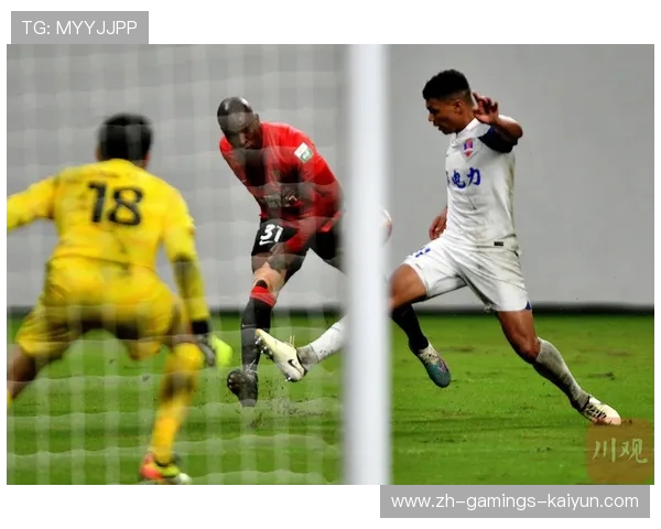 成都蓉城边路渗透制造大量射门机会 成都蓉城边路渗透制造大量射门机会